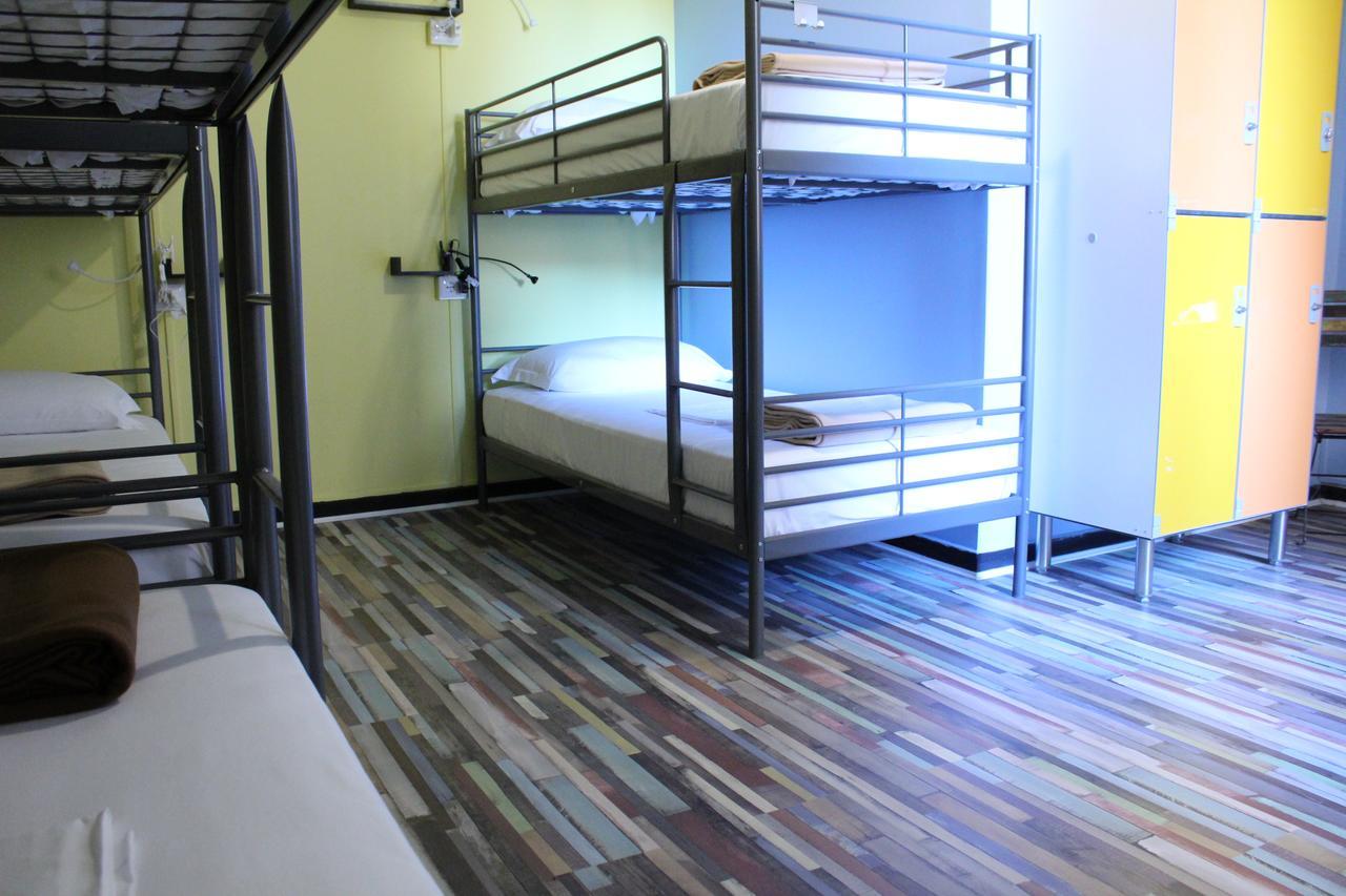 Home Genoa Hostel Luaran gambar