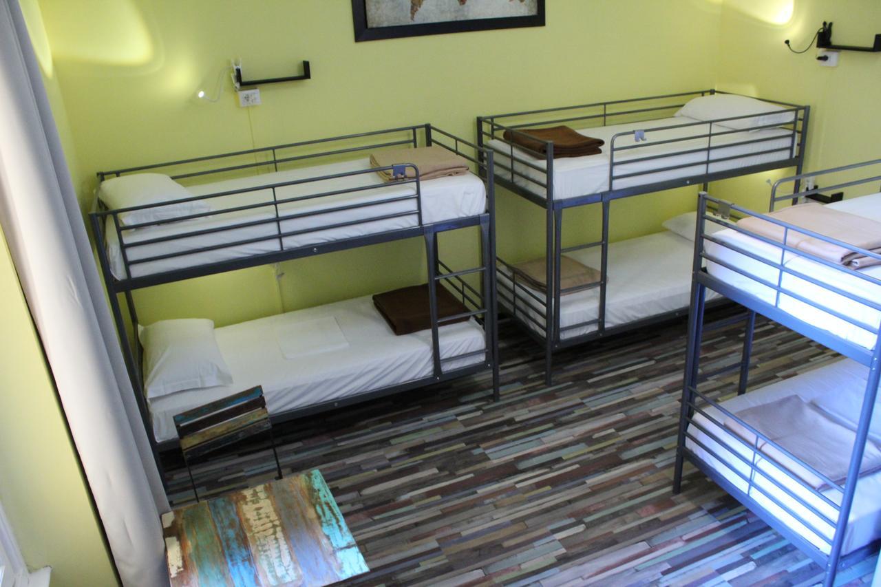 Home Genoa Hostel Luaran gambar